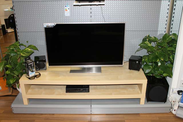 TV bei B & M Fernsehtechnik, Moormerland